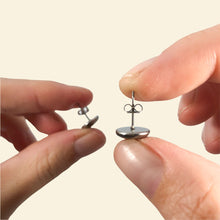 Carica l'immagine nel visualizzatore di Gallery, Bottoncino MALVA in fibra di fico d'india