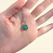 Carica l'immagine nel visualizzatore di Gallery, Ciondolo Turchese chiaro in fibra di fico d'india