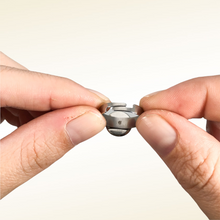 Carica l'immagine nel visualizzatore di Gallery, Anello ROSSO SCURO in fibra di Fico d'India