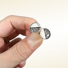 Carica l&#39;immagine nel visualizzatore di Gallery, orecchini argento sterling silver fibra naturale magnolia bianco
